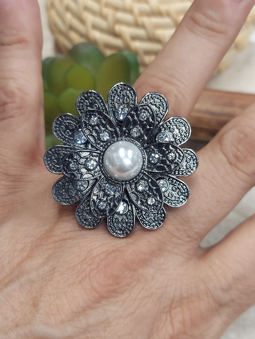 R302 Antiqued Stretch Flower Crystal Pearl Statement Ring Choice Women Jewelry
